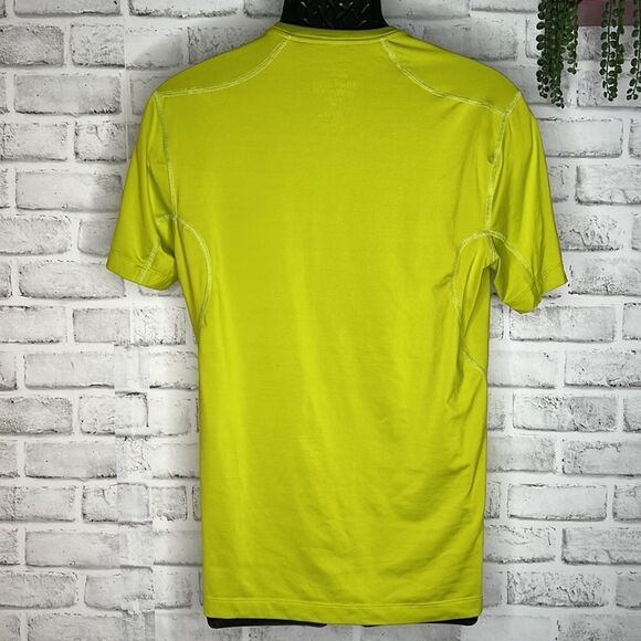 Nike Pro Combat DriFit Tshirt Shirt Top Size Medium Neon - Picture 3 of 4